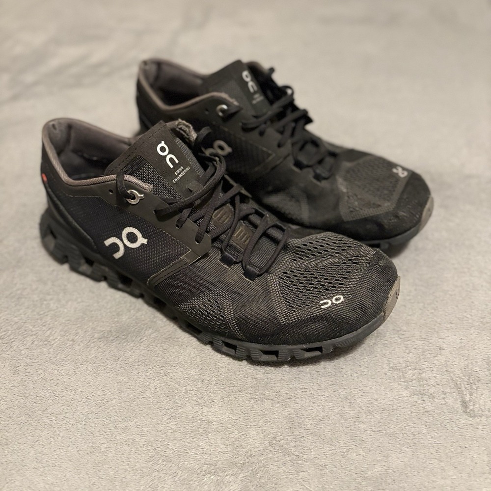 On Cloud Black  Running Shoes US Women's‎ 10